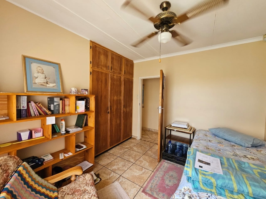 5 Bedroom Property for Sale in Miederpark North West